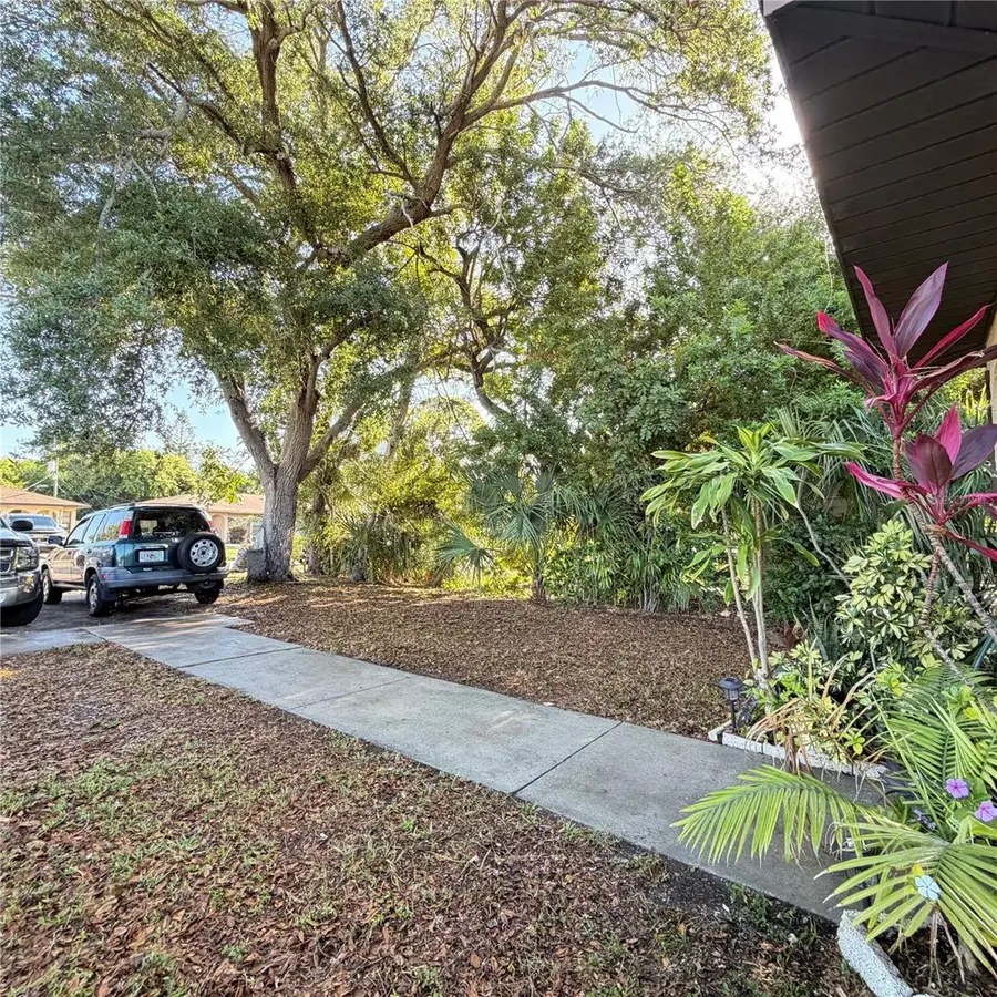 2710 46th Avenue Drive W, Bradenton, FL 34207 - #3