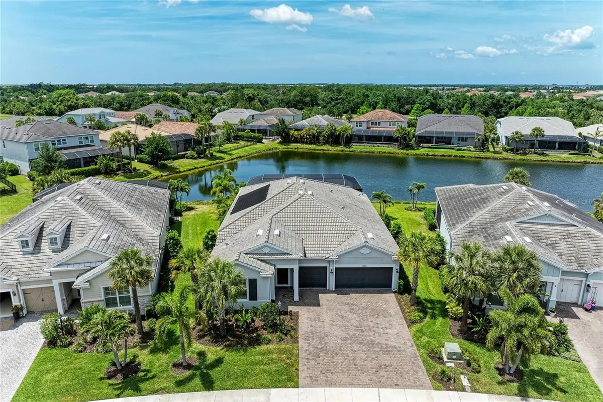 12151 Cranston Way, Lakewood Ranch, FL 34211 - #1