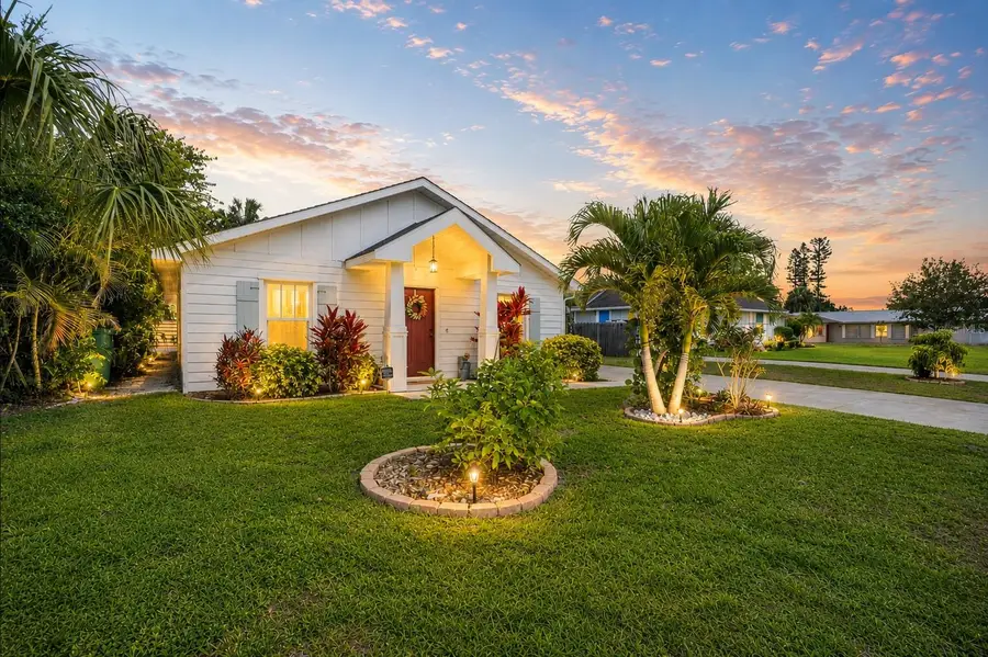 606 19th Avenue W, Palmetto, FL 34221 - #2