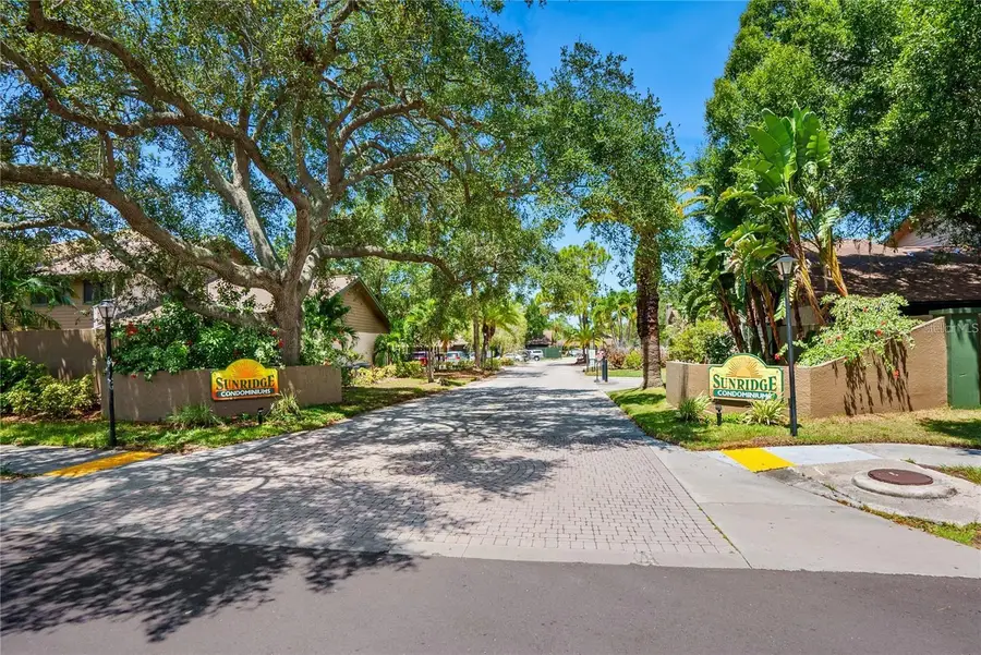 956 Sunridge Drive #H2, Sarasota, FL 34234 - #2