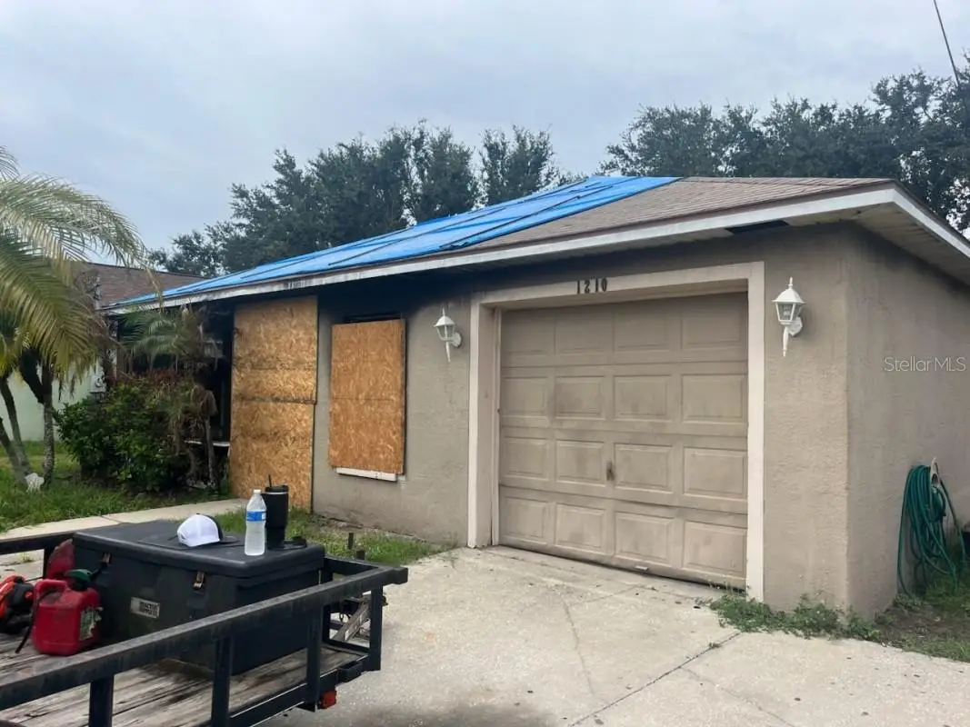 1210 Casa Bonita Avenue, Ruskin, FL 33570 - #1