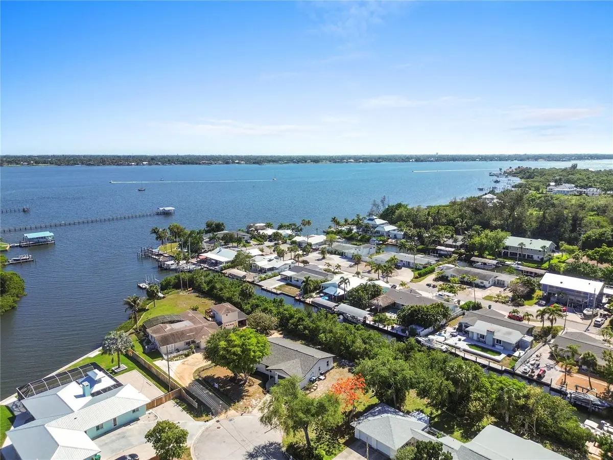 901 24th Avenue W, Palmetto, FL 34221 - #1