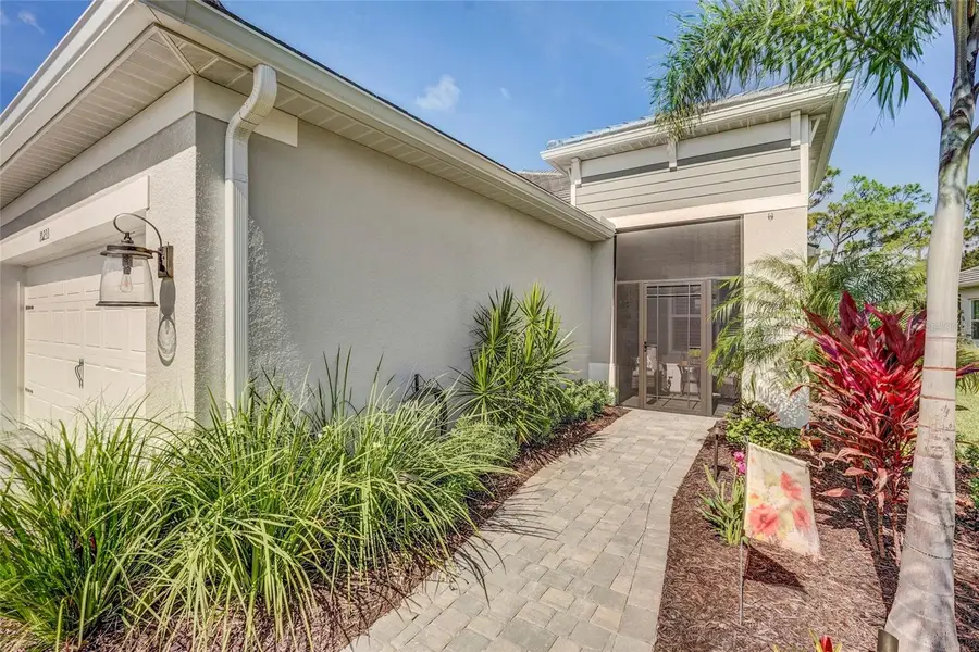 10233 Lake Wales Circle, Sarasota, FL 34241 - #2