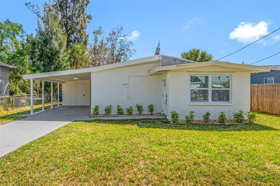 6908 11th Avenue E, Palmetto, FL 34221 - #2