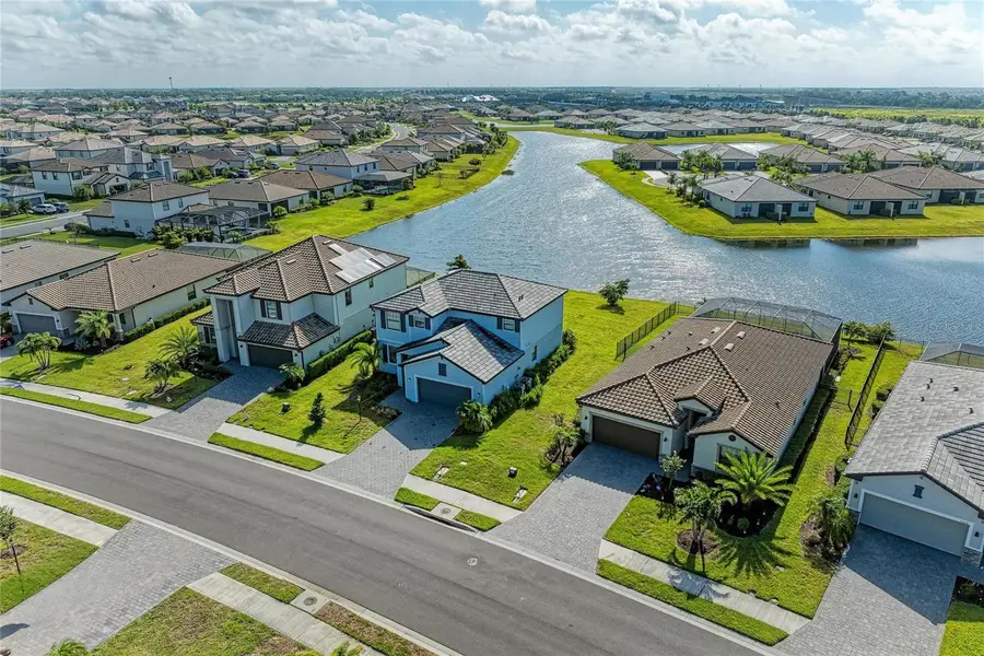 5325 Coral Reef Way, Bradenton, FL 34211 - #3
