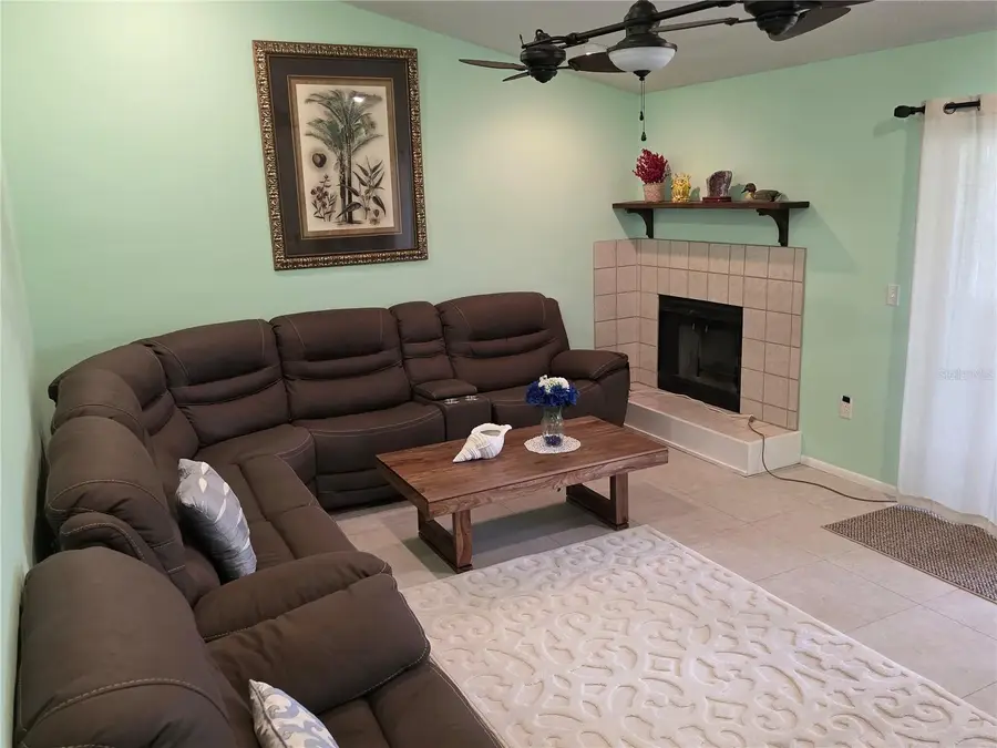 3607 Avenida Madera #B, Bradenton, FL 34210 - #3