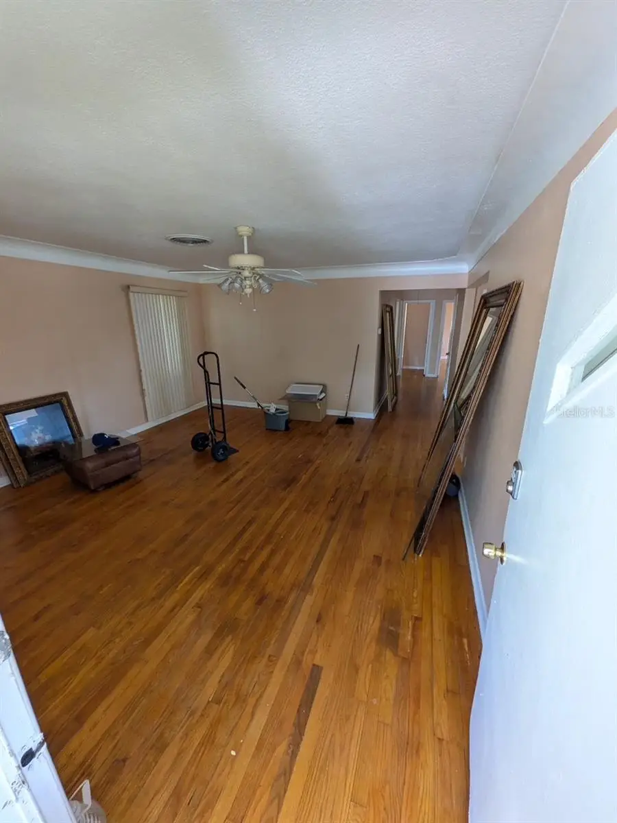 4462 46th Avenue N, Saint Petersburg, FL 33714 - #3