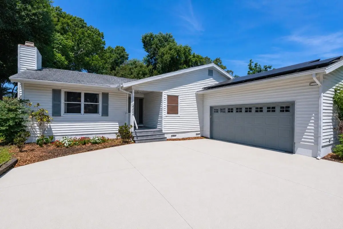 4424 Meadow Creek Circle, Sarasota, FL 34233 - #1