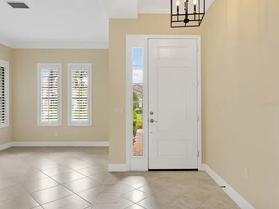 7210 Lake Forest Glen, Lakewood Ranch, FL 34202 - #3