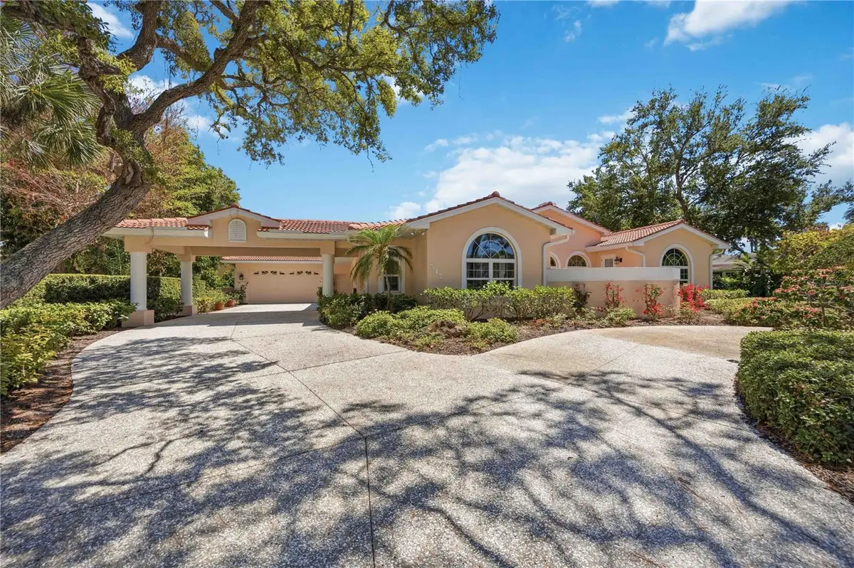 517 Granada Avenue, Venice, FL 34285 - #1