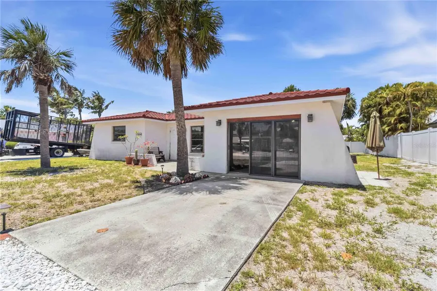 306 Palm Avenue, Anna Maria, FL 34216 - #3