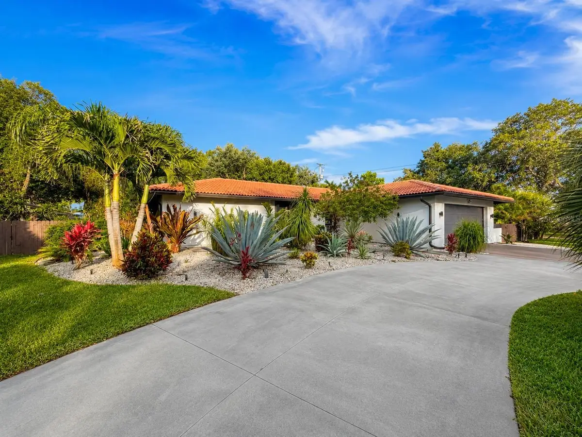 392 W Rossetti Drive, Nokomis, FL 34275 - #1