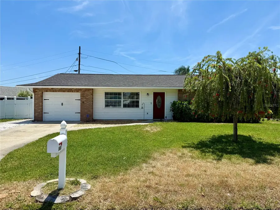 3607 Cambridge Dr W, Bradenton, FL 34205 - #3