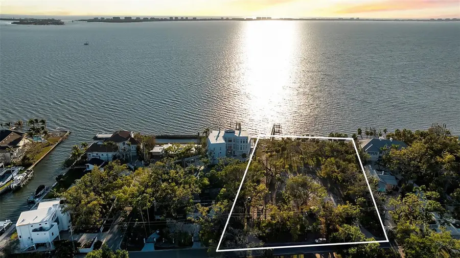 2046 Alameda Avenue, Sarasota, FL 34234 - #3