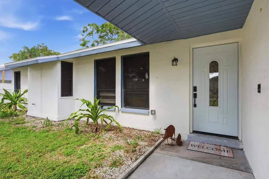 4913 Almanza Avenue, Sarasota, FL 34235 - #3