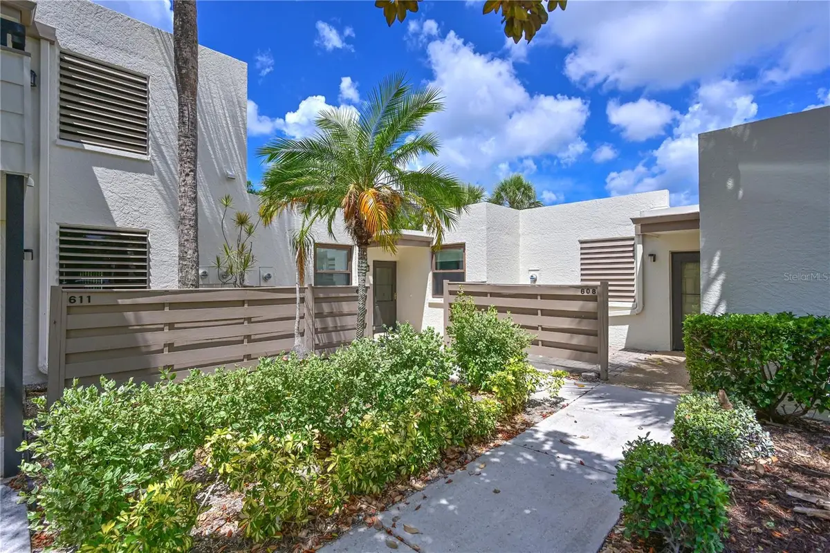609 Woodlawn Drive, Bradenton, FL 34210 - #1