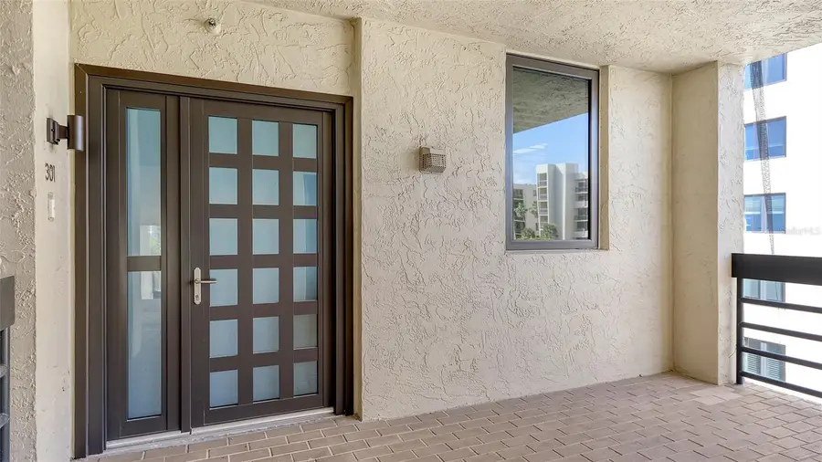 1045 Gulf Of Mexico Drive #301, Longboat Key, FL 34228 - #3