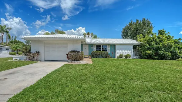 2822 Safe Harbor Circle, SARASOTA, FL 34231