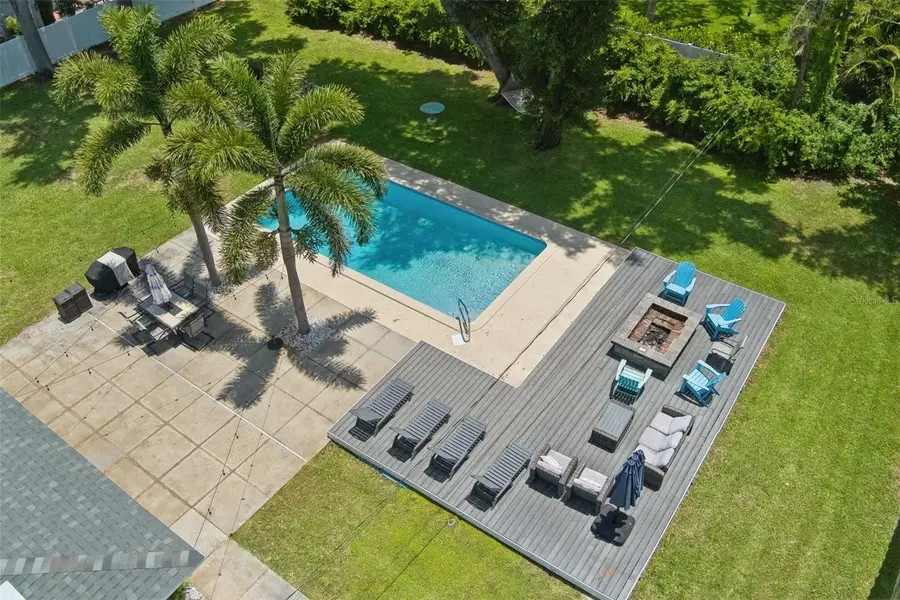 322 Suwanee Avenue, Sarasota, FL 34243 - #2