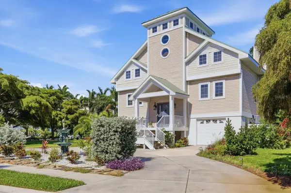 7107 Hawks Harbor Circle, BRADENTON, FL 34207