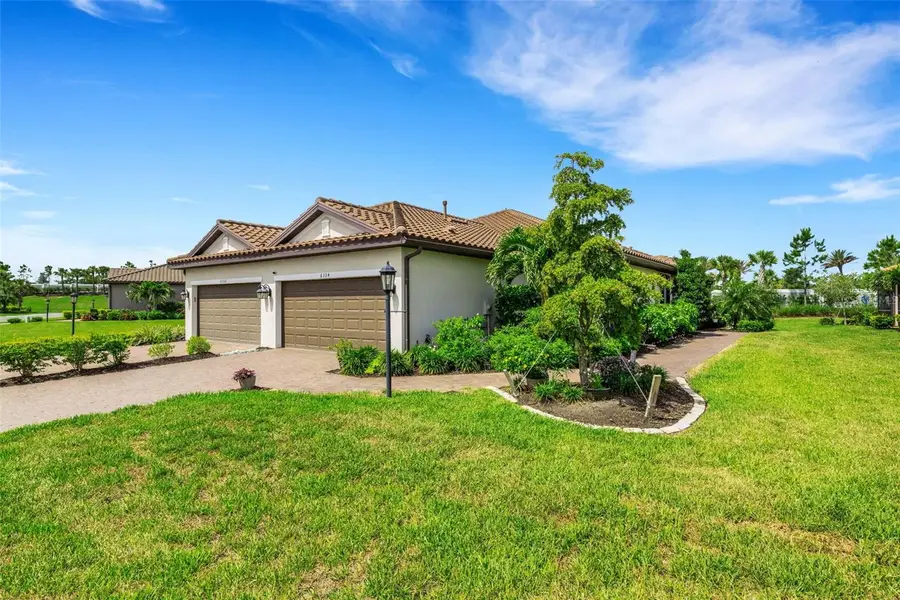 6324 Plateau Court, Bradenton, FL 34203 - #2