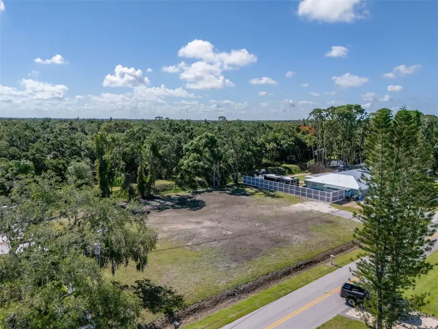 1941 E Leewynn Drive, Sarasota, FL 34240 - #3