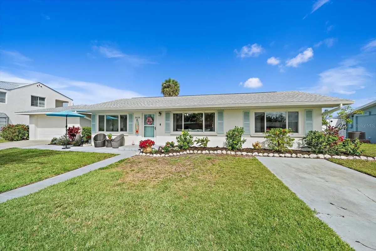 3618 117th Street W, Bradenton, FL 34210 - #1