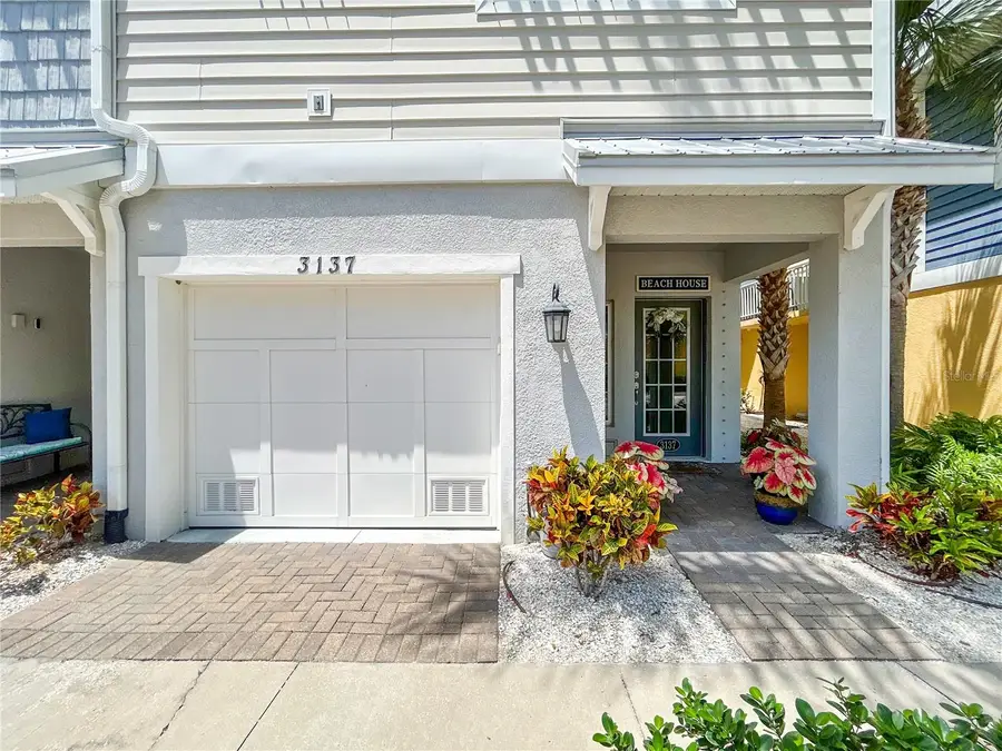 3137 Moorings Drive S, Saint Petersburg, FL 33712 - #2