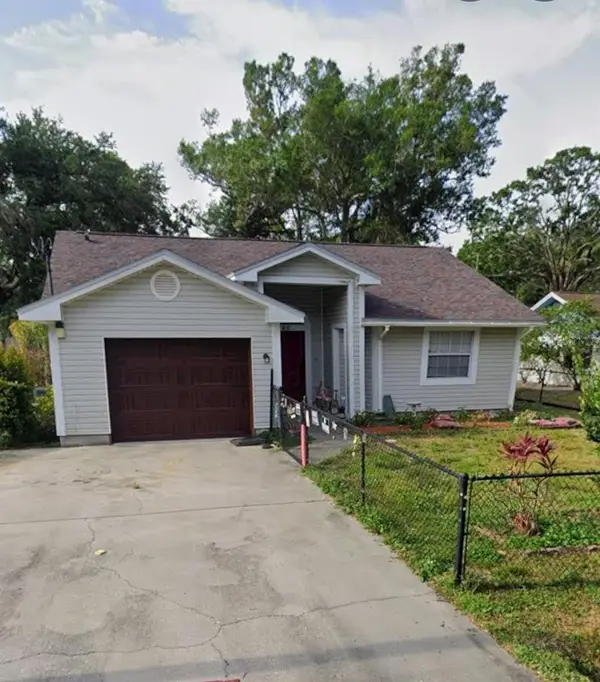 1405 E Frances Avenue, PLANT CITY, FL 33563