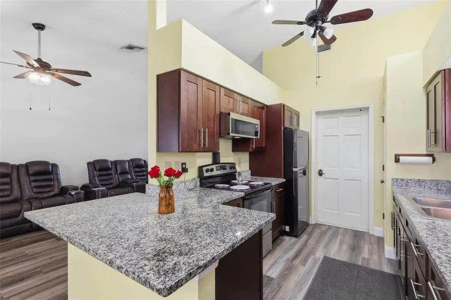 1405 E Frances Avenue, Plant City, FL 33563 - #3