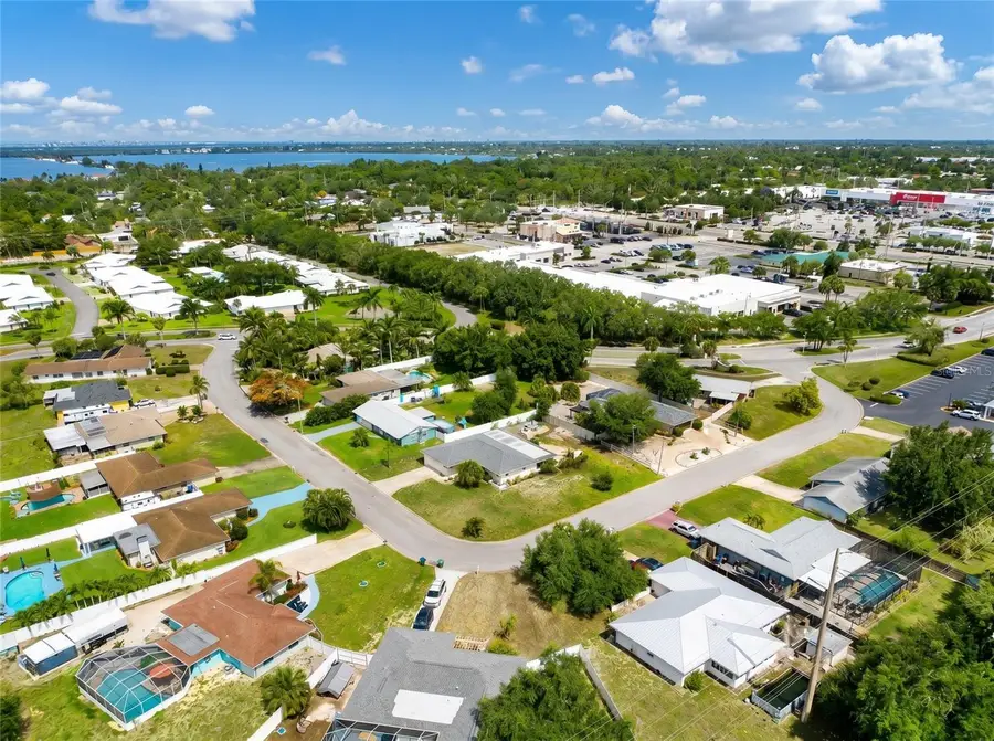 7210 8th Avenue Loop W, Bradenton, FL 34209 - #2