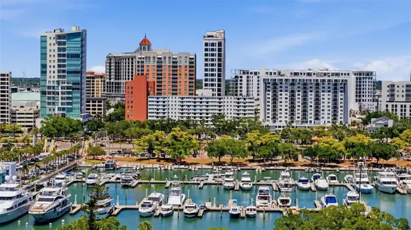 33 S Gulfstream Avenue #404, SARASOTA, FL 34236