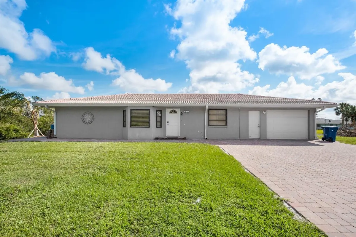 9080 Caloosa Drive, Venice, FL 34293 - #1