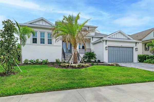 8211 37th Avenue Circle W, BRADENTON, FL 34209