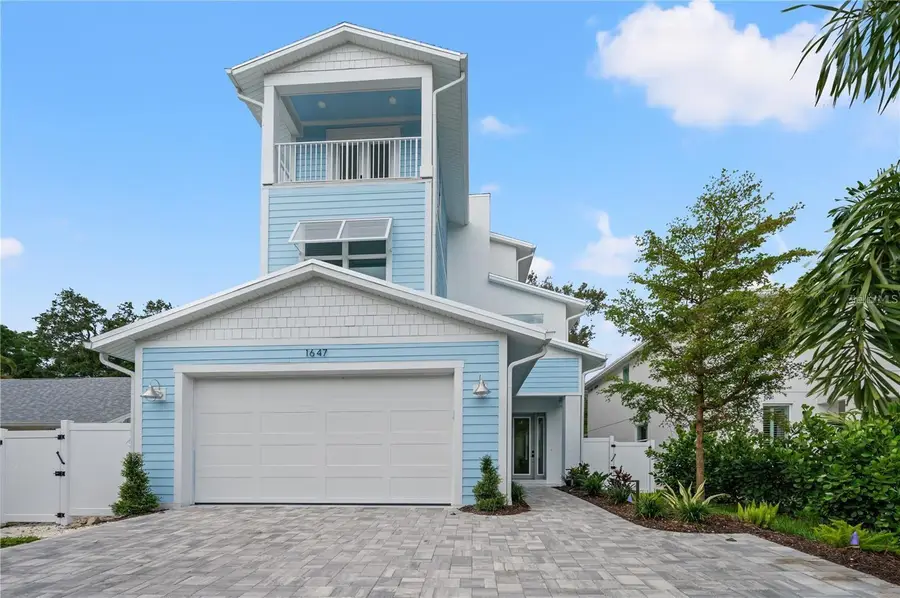 1647 Siesta Drive, Sarasota, FL 34239 - #3