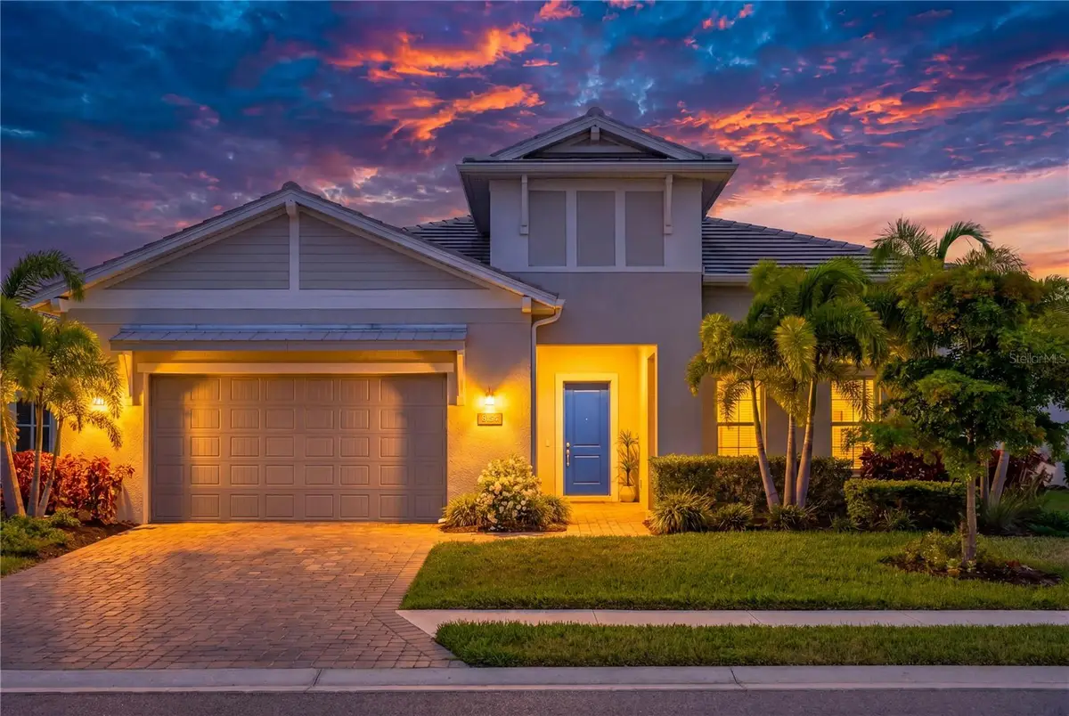 8154 Redonda Loop, Lakewood Ranch, FL 34202 - #1