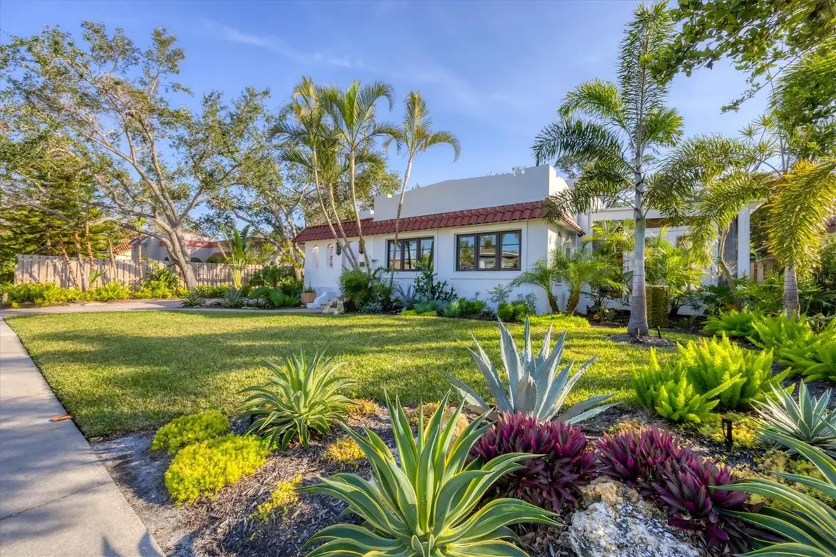 1864 Clematis St Street, Sarasota, FL 34239 - #1