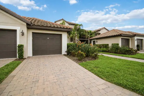 5695 Palmer Circle #203, BRADENTON, FL 34211