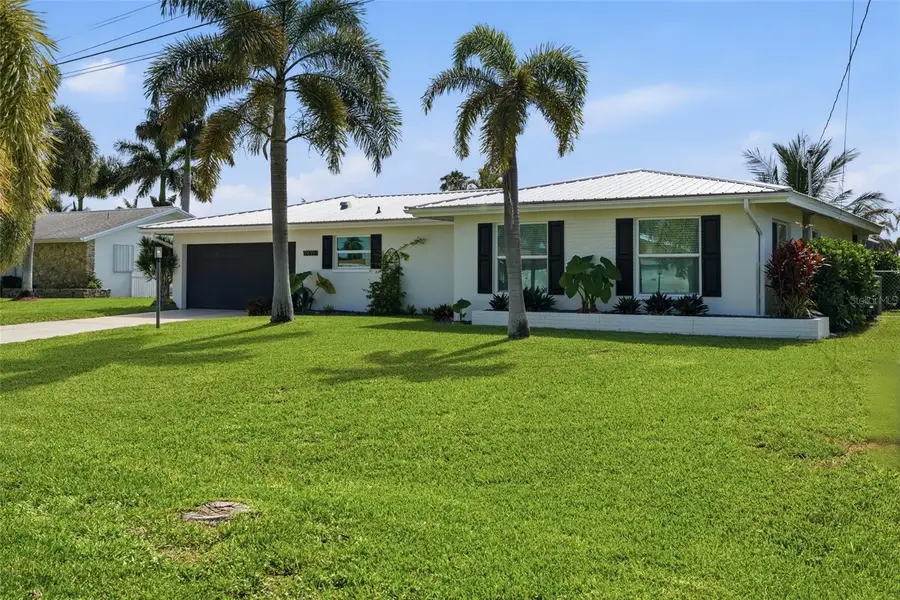2835 SE 18th Avenue, Cape Coral, FL 33904 - #3