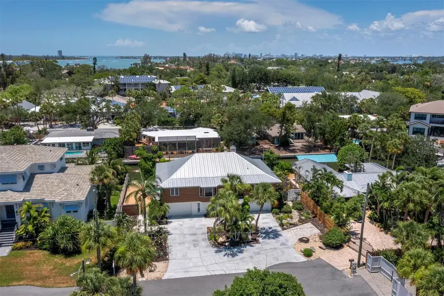 521 Cummings Street, Sarasota, FL 34242 - #3