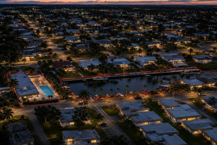 2731 Riverbluff Way #V76, Sarasota, FL 34231 - #3