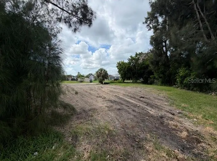 1020 Linden Road, Venice, FL 34293 - #2