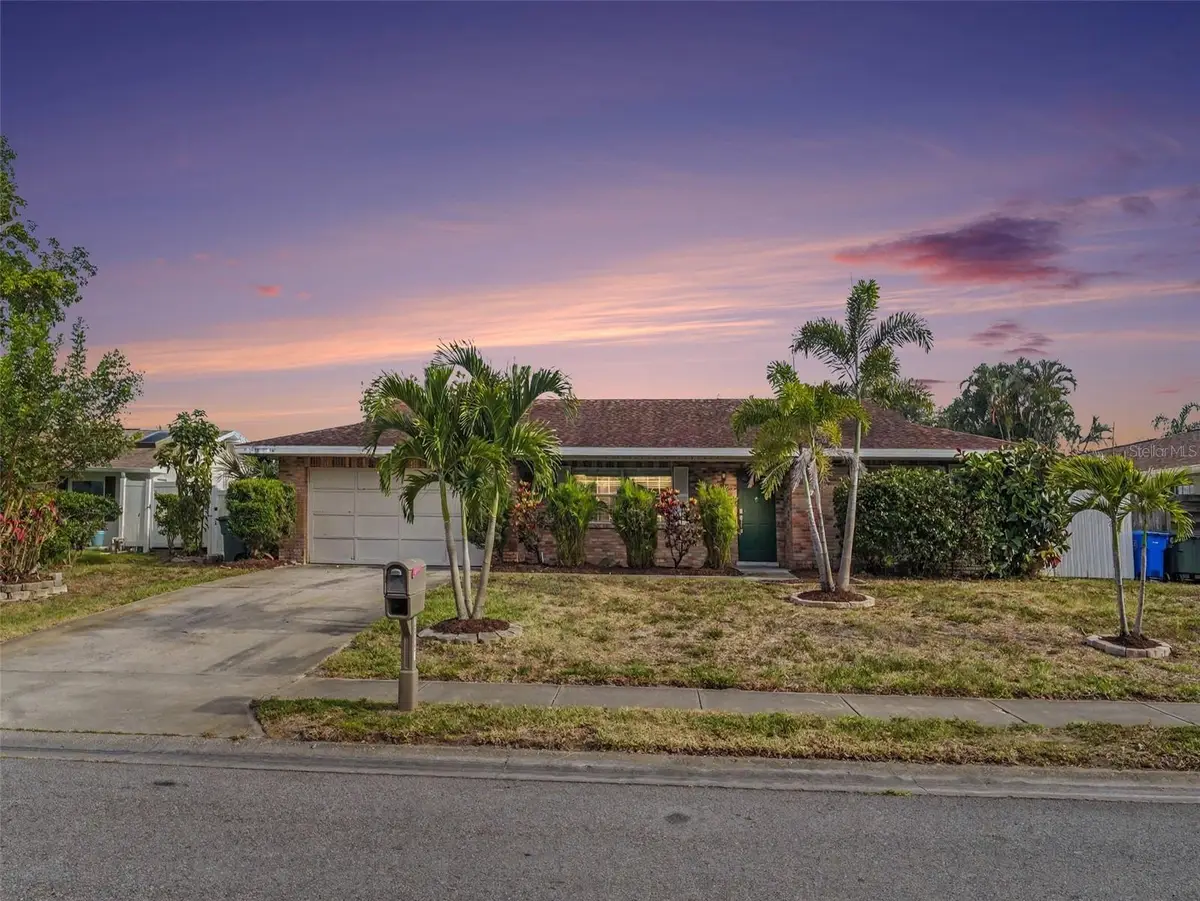 3907 23rd Avenue W, Bradenton, FL 34205 - #1