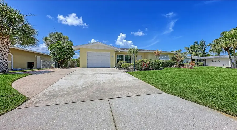 524 Glen Oak Road, Venice, FL 34293 - #3