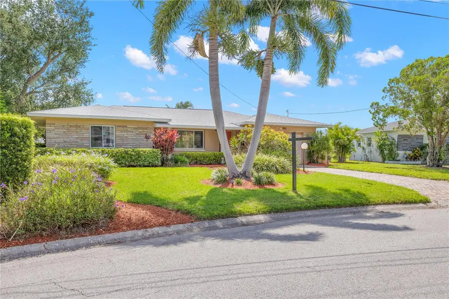 1961 42nd Street N, Saint Petersburg, FL 33713 - #2