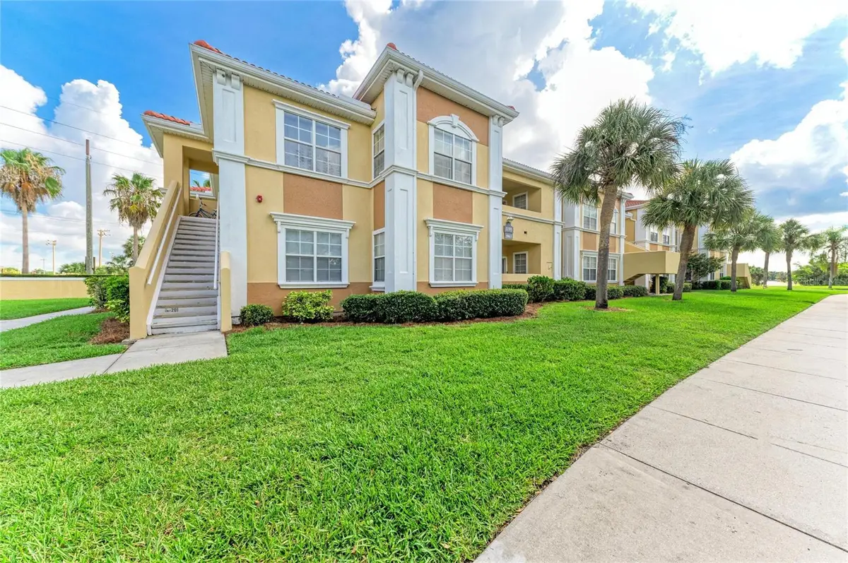 1195 Villagio Circle #101, Sarasota, FL 34237 - #1