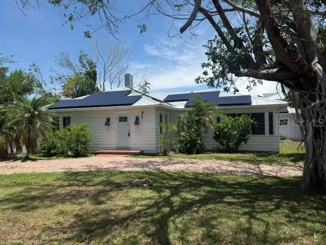 617 Siesta Drive, Sarasota, FL 34242 - #1