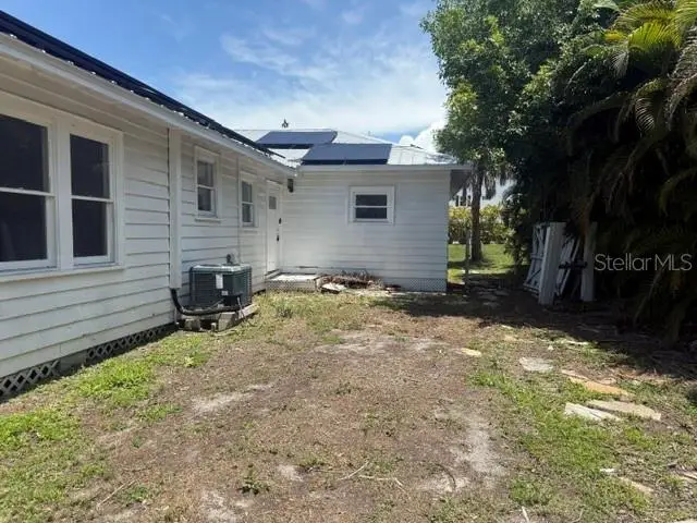 617 Siesta Drive, Sarasota, FL 34242 - #2