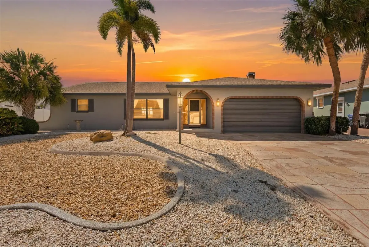 921 Birdie Way, Apollo Beach, FL 33572 - #1