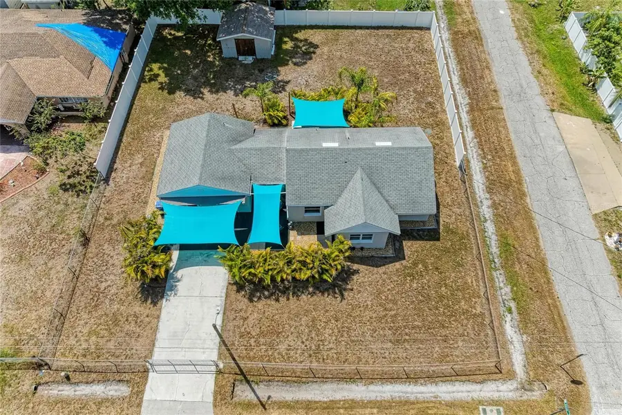 901 Oak Street Sw, Ruskin, FL 33570 - #2